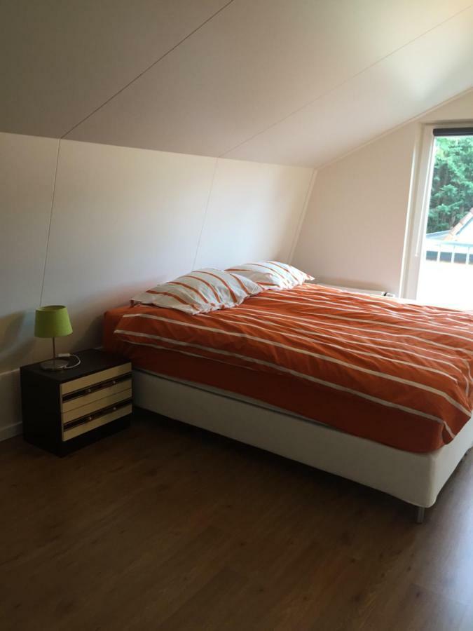 Het Hart Villa Bergen Luaran gambar