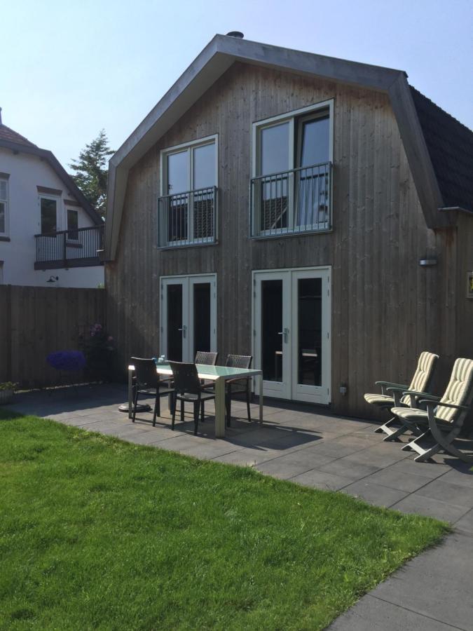 Het Hart Villa Bergen Luaran gambar
